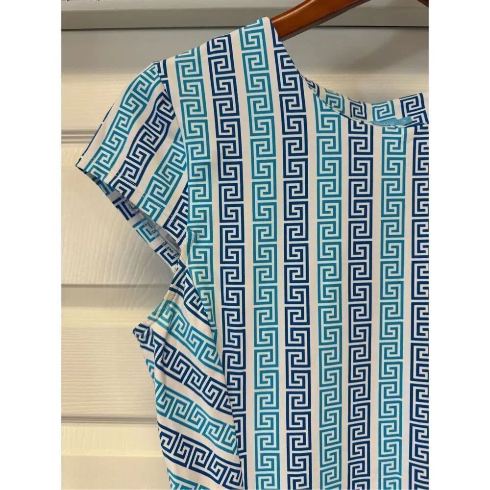 J. McLaughlin White & Blue Greek Key Scroll Catalina Cloth Cap Sleeve Shift Dres